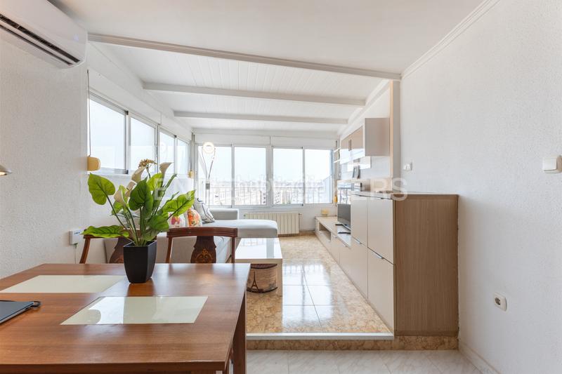 Foto 7c260c0c-402d-4c06-9a08-1910907ca07b. Apartamento luminosa propiedad con vistas despejadas en Valencia