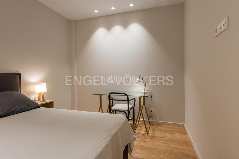 Foto 34122bc0-ec57-40ee-b1c3-b8f29c66979b. Apartamento vivienda junto a plaza del ayuntamiento en Valencia