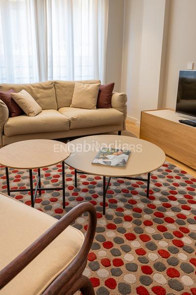 Foto f76f0166-fbec-4b84-aeef-70635ceb00ae. Apartamento vivienda junto a plaza del ayuntamiento en Valencia