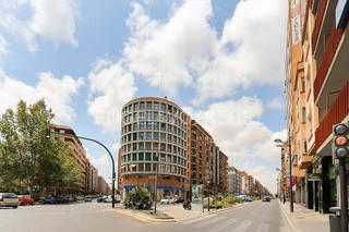 Location Appartement  Avinguda del doctor peset aleixandre. Amplio piso sin amueblar en tormos