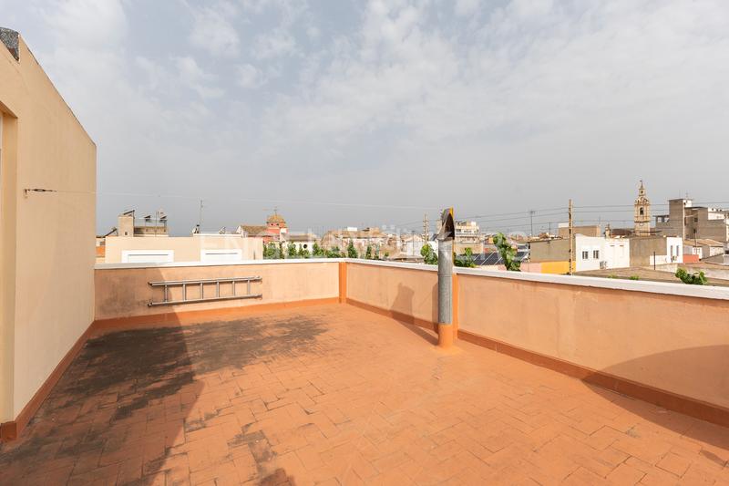 Foto b00e9767-cb01-488d-b695-6f44dc8da6b9. Casa propiedad con un enorme potencial en Albalat de la Ribera