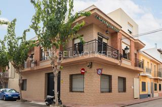 Casa en Albalat de la Ribera. Propiedad con un enorme potencial en albalat de la ribera