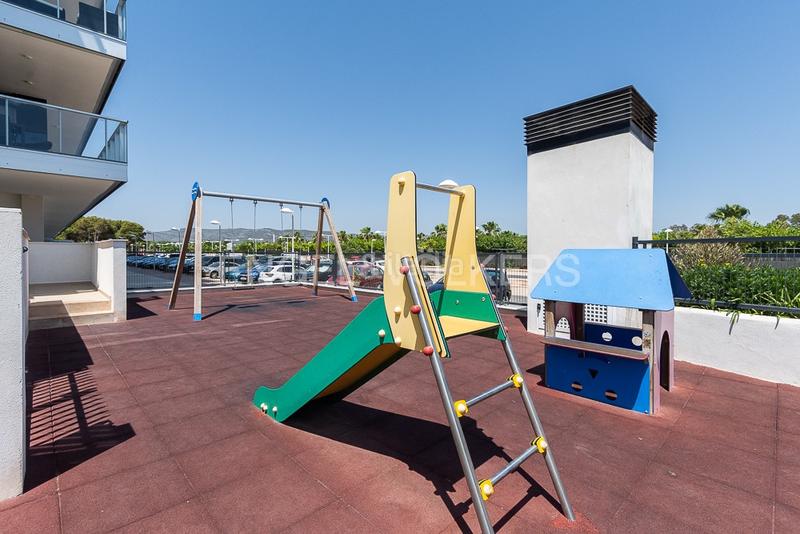 Foto cc70372c-c1c9-4ea6-aa7d-ed1f178511e5. Apartament amb calefacció aparcament piscina a Cabanes