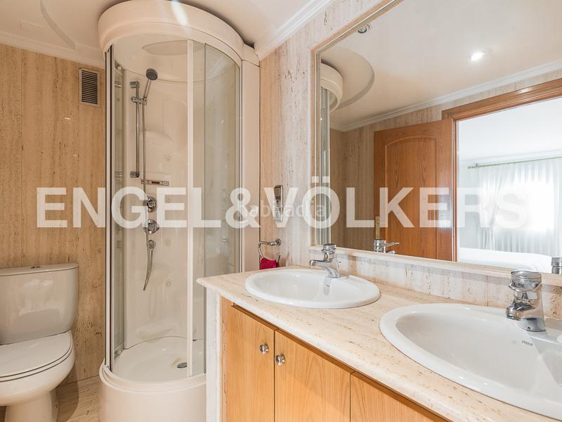 Foto 8044902a-6627-40f4-813a-b684bdeab6d1. Alquiler apartamento magnífico piso amplio y luminoso en benicalap en Valencia