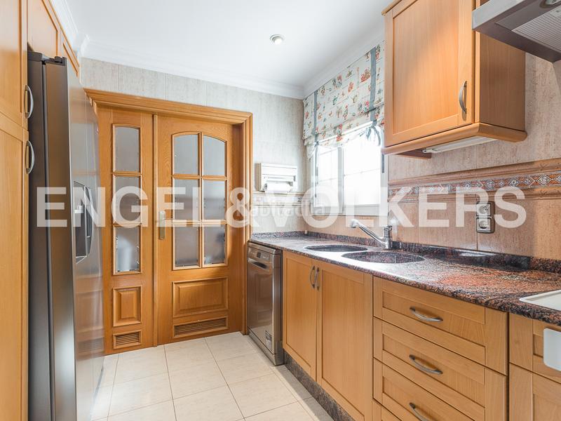 Foto 8762d82b-dc12-44cb-8e14-0b15da2ecbb7. Alquiler apartamento magnífico piso amplio y luminoso en benicalap en Valencia