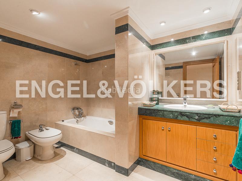 Foto 9579e99a-f1cc-42de-a132-a5dafd57ba34. Alquiler apartamento magnífico piso amplio y luminoso en benicalap en Valencia