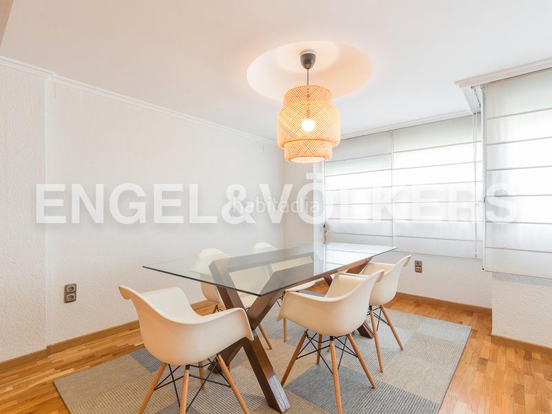 Foto c2fa50d7-3410-4295-862e-07b81bfe7e0c. Alquiler apartamento magnífico piso amplio y luminoso en benicalap en Valencia