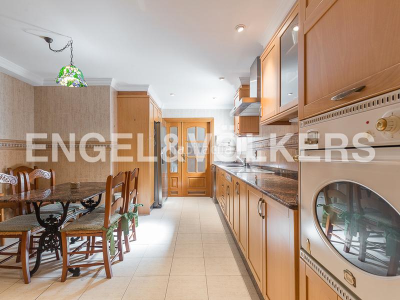 Foto f173b279-d773-4bcc-a05f-bda004619900. Alquiler apartamento magnífico piso amplio y luminoso en benicalap en Valencia