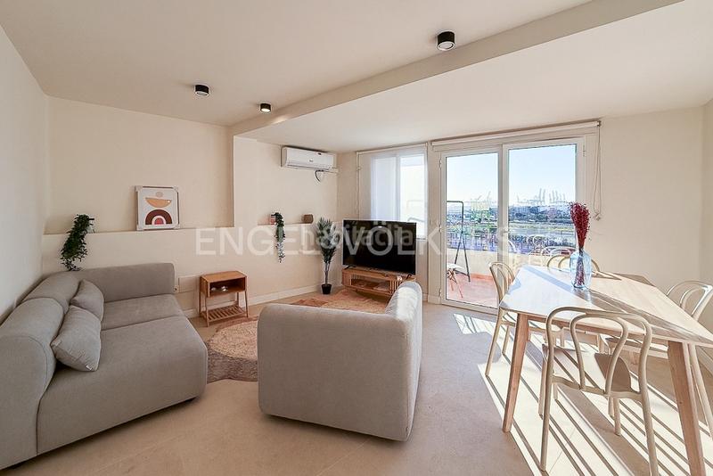 Foto 8c01d7a4-ee2d-48a6-9a21-cf39fcac081a. Location appartement avec chauffage dans El Grau Valencia