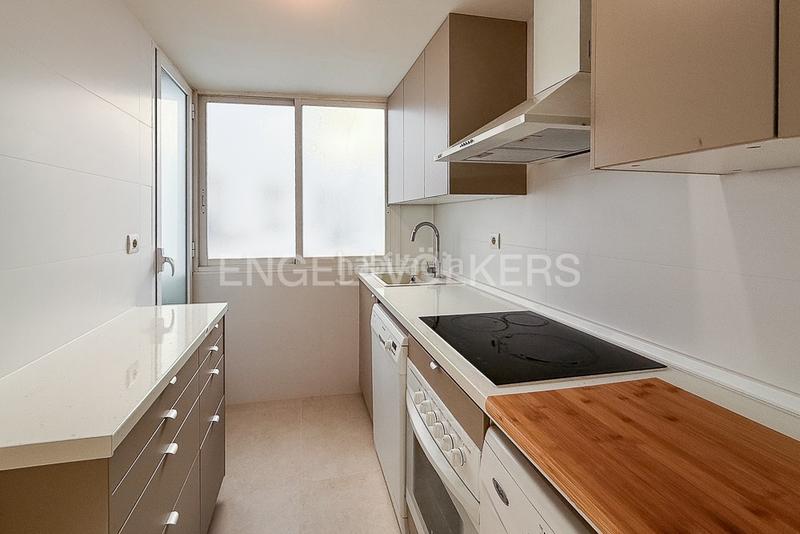 Foto bf7aba4e-0fb7-4562-87b9-2ca434905d80. Location appartement avec chauffage dans El Grau Valencia