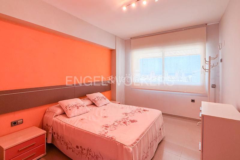 Foto 3bdb3edd-1efd-4a94-aa1f-5700e3bbd22a. Alquiler apartamento encantador piso con vistas al mar en Cullera
