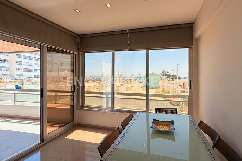 Foto 6408a5ef-2912-4c2e-8b2c-a85a891dbdc2. Alquiler apartamento encantador piso con vistas al mar en Cullera