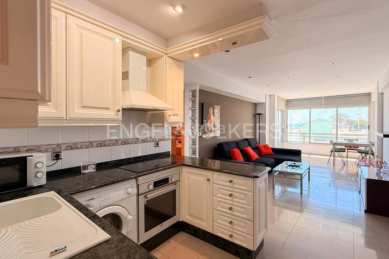 Foto 7acb9fc7-8e23-4740-9f83-d40a3a9cb5a1. Alquiler apartamento encantador piso con vistas al mar en Cullera