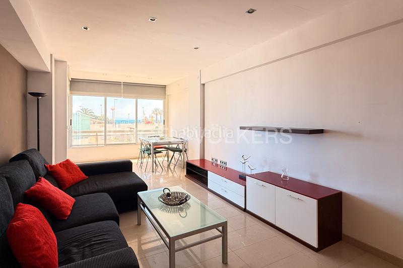 Foto 97f7fe07-7de9-4e5a-b98b-4408ffbc963b. Alquiler apartamento encantador piso con vistas al mar en Cullera