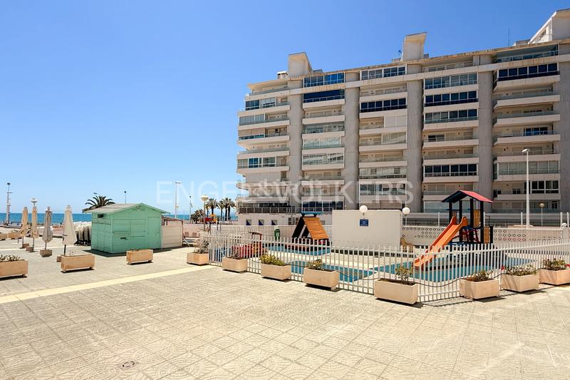 Foto ac4bb7bd-c6ae-481a-ba4f-1d66e07ff01d. Alquiler apartamento encantador piso con vistas al mar en Cullera