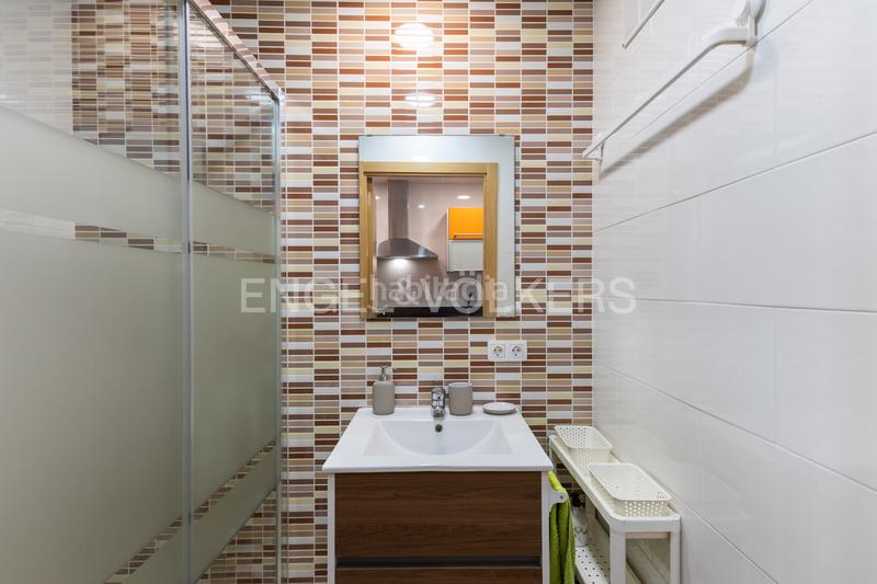 Foto b5be8acf-3d15-4c4d-8fe4-d622333ba2e1. Affitto casa con riscaldamento in Barrio Benicalap Valencia