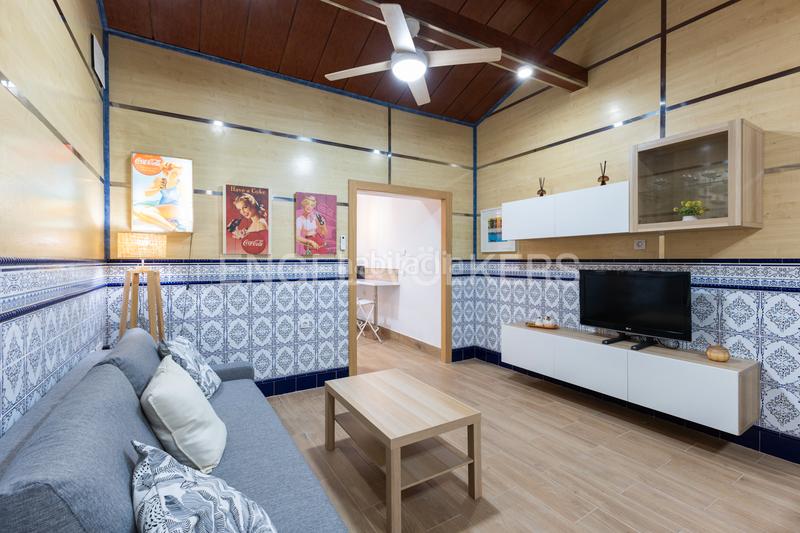 Foto 2d037a66-cbd0-4c71-b2d3-1709900c1f91. Rent house with heating in Barrio Benicalap Valencia