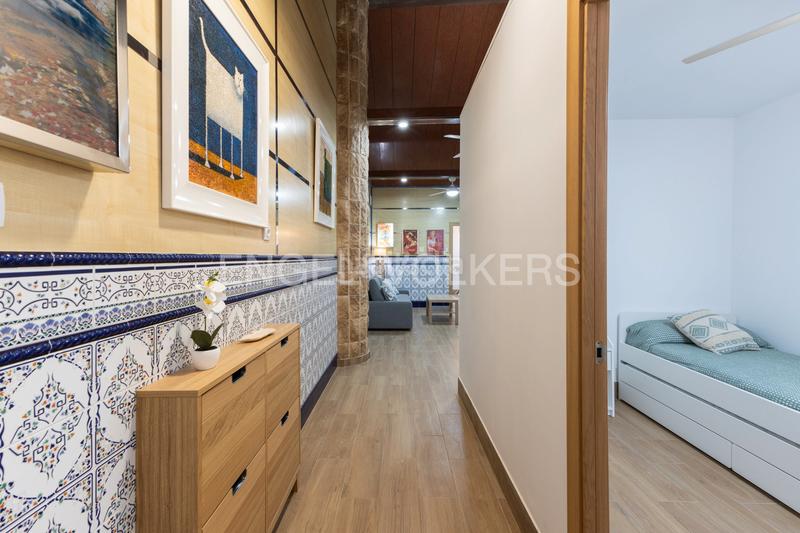 Foto 7b16abd0-beaa-4c5f-a65f-e6cbdbecde64. Rent house with heating in Barrio Benicalap Valencia