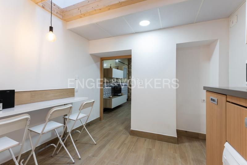 Foto b4d779ca-f68f-44f6-9421-54d9e9e1a859. Rent house with heating in Barrio Benicalap Valencia