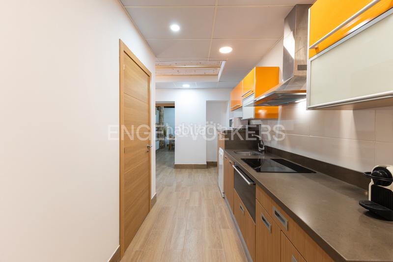 Foto ea158847-cff0-4b63-9fa2-ca631ba27c96. Rent house with heating in Barrio Benicalap Valencia