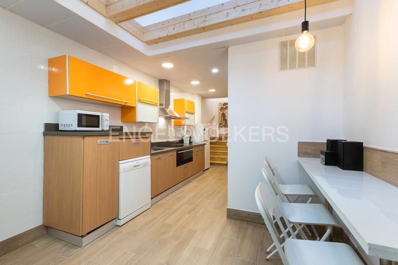 Foto ed410b28-e2c9-4524-b98c-075e6f7611ec. Rent house with heating in Barrio Benicalap Valencia