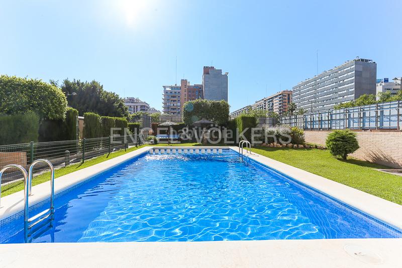 Foto 0733f499-60b6-4bcb-bf2f-2906998305ad. Affitto piccolo appartamento con riscaldamento parcheggio piscina in Valencia