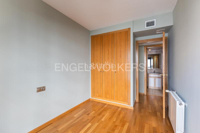 Foto 59a78e1d-540d-4b3c-ad0a-825e208ca5df. Affitto piccolo appartamento con riscaldamento parcheggio piscina in Valencia