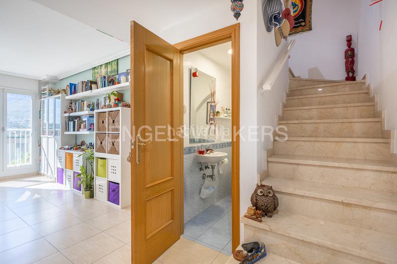 Foto 4024f932-a1e1-4bf8-9836-6394ac99bc45. Apartamento exclusivo dúplex con vistas panorámicas al montgó en Dénia