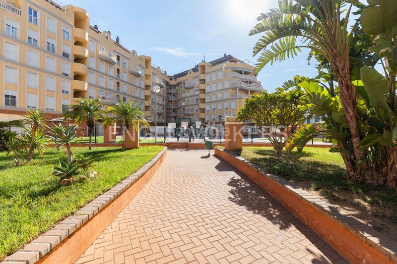 Foto 9a449c0f-0b4e-4848-85ab-845db53b596f. Apartamento exclusivo dúplex con vistas panorámicas al montgó en Dénia
