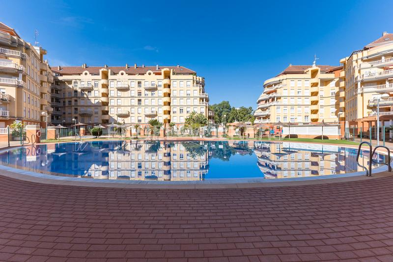 Foto f75b1604-ccdd-4fe9-acfa-76e39a941833. Apartamento exclusivo dúplex con vistas panorámicas al montgó en Dénia