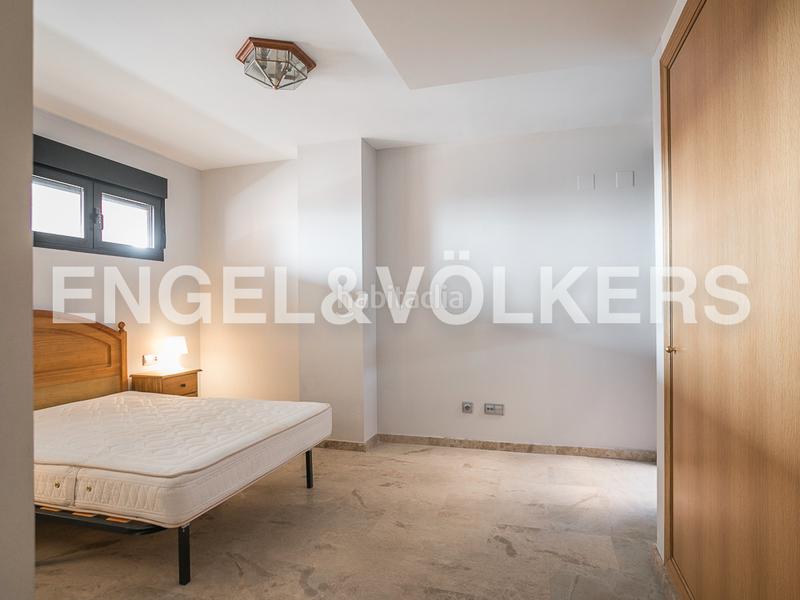 Foto 5d781b65-1e14-4162-af74-e77c6380c622. Miete dachwohnung mit heizung parking pool in Penya-Roja - Avda. Francia Valencia
