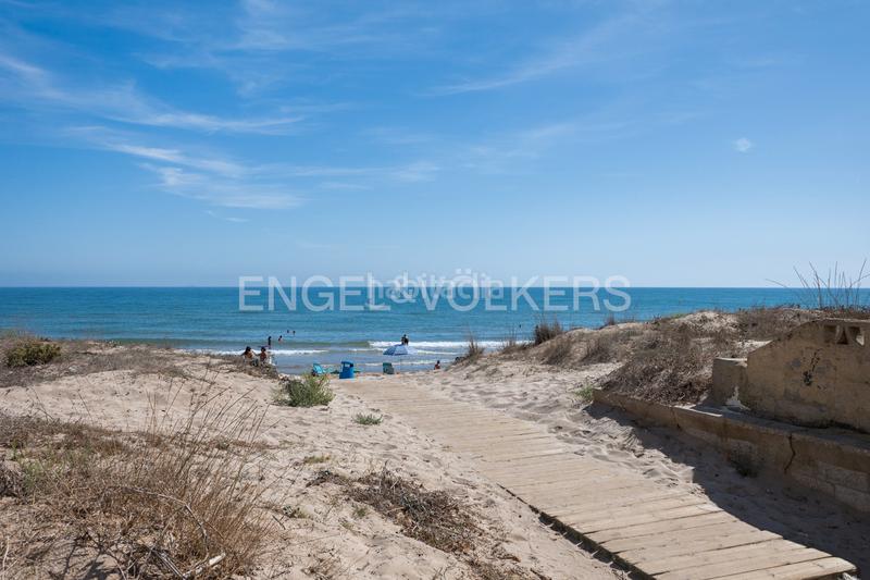 Foto 7a3a7dfe-aa4a-4205-bf41-2b84cb1361ed. Apartamento magnífico apartamento a la venta en sol, mar y naranjos en Sueca