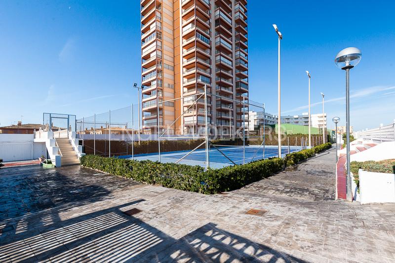 Foto d40103a9-021f-4bf6-bd10-e6e0dd435887. Apartamento magnífico apartamento a la venta en sol, mar y naranjos en Sueca