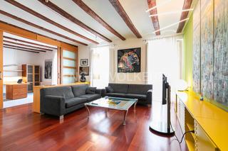 Location Appartement à La Seu. Estupendo piso de diseño en el mercat central