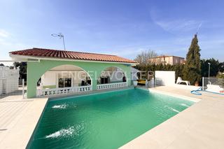 Miete Haus in Cheste. Impresionante chalet con piscina en cheste