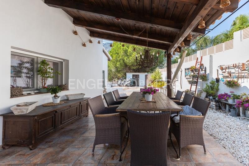 Foto 44160a56-7238-4e09-b89e-3540b47fc0e8. Casa amb calefacció aparcament piscina a El Montgó Dénia