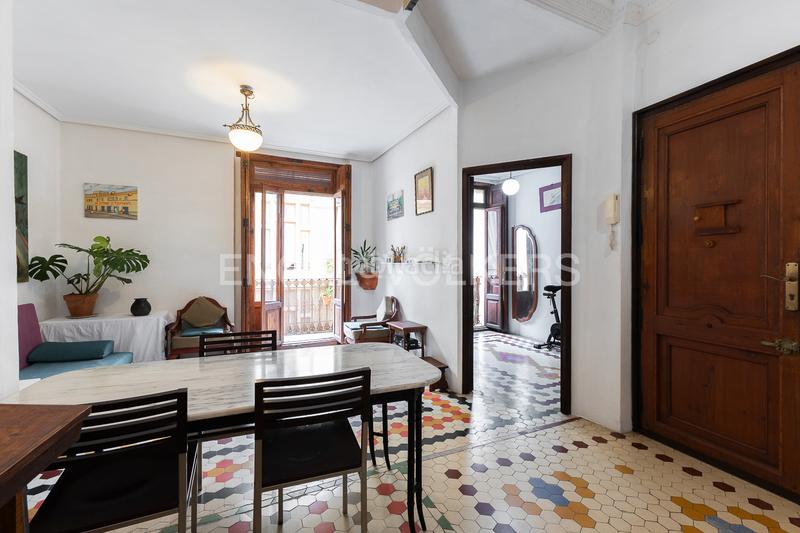 Foto db46b5a7-4c4f-4312-bb8d-57664cc2743d. Piccolo appartamento con riscaldamento in Sant Francesc Valencia