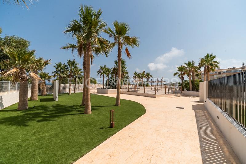 Foto 3dd3a985-c2a2-479c-82ab-e3e4113d8034. Alquiler apartamento bajo de obra nueva en residencial de lujo en denia en Dénia