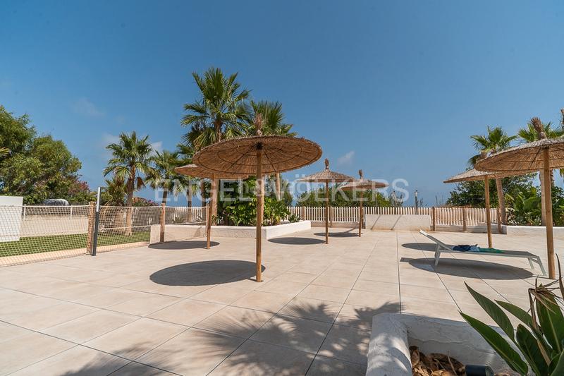 Foto 2485eba7-a4f0-4217-ae27-682db1ee906d. Lloguer apartament amb calefacció aparcament piscina a Dénia