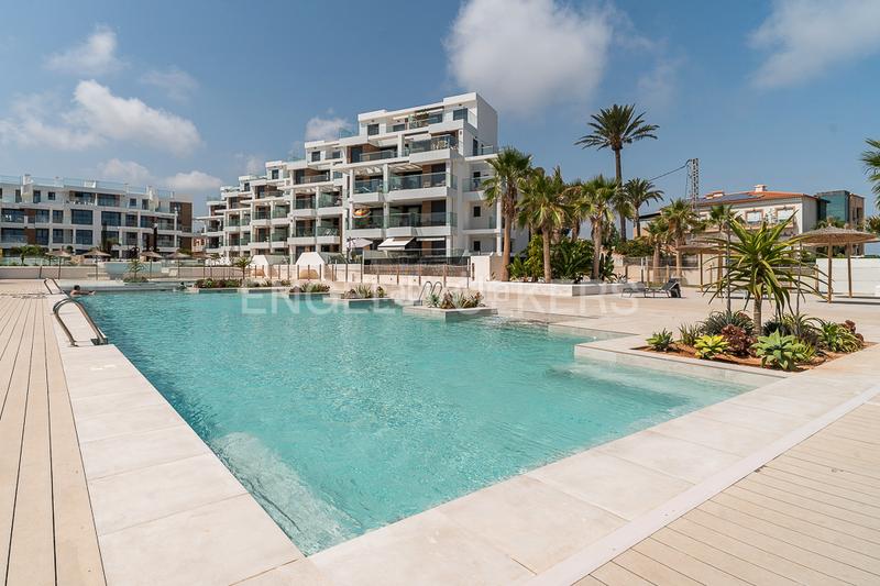 Foto 2640e812-3f94-4f3b-bcba-eb7f5356c12e. Lloguer apartament amb calefacció aparcament piscina a Dénia