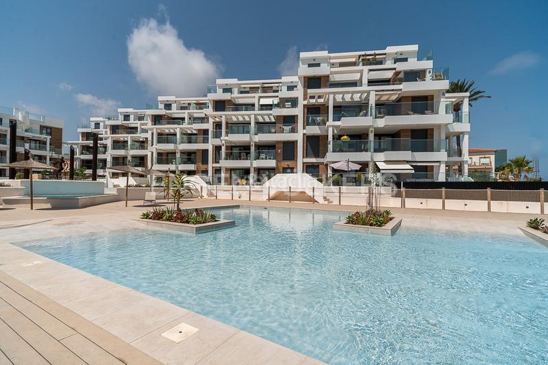Foto 777db27a-6178-46c5-a0ee-0ccd7fa86e84. Lloguer apartament amb calefacció aparcament piscina a Dénia
