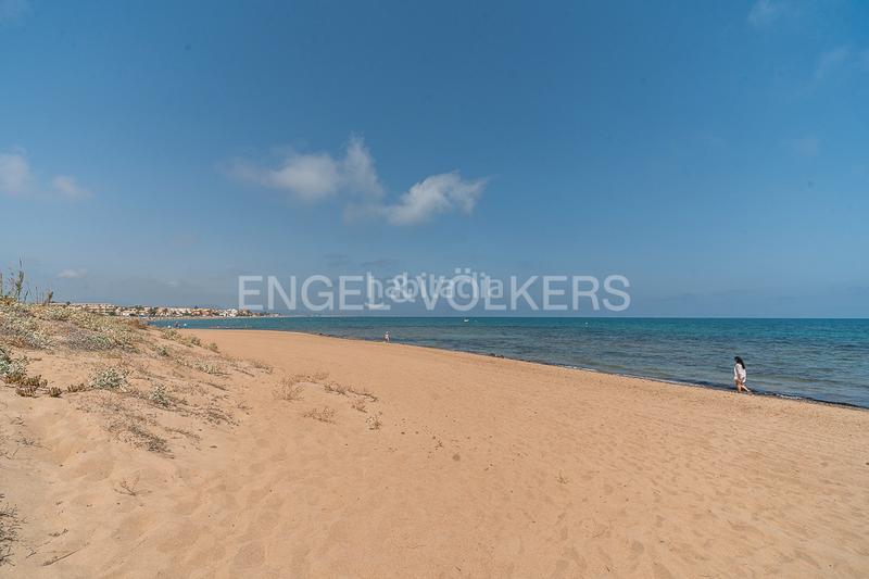 Foto a0e21e79-a399-4f38-b2d7-a0660d6736c6. Lloguer apartament amb calefacció aparcament piscina a Dénia