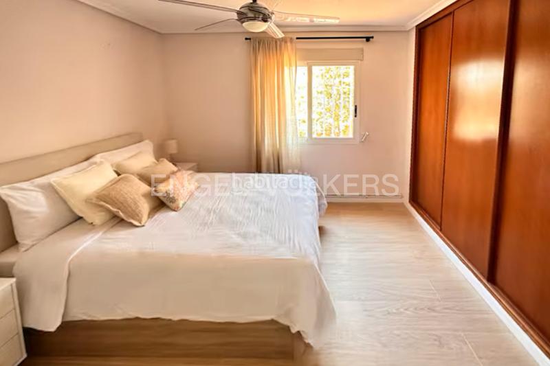 Foto 3defda78-4397-443b-9077-2e1f19f90e58. Location maison avec chauffage parking piscine dans Pobla de Vallbona (la)