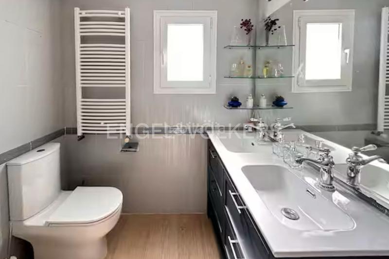 Foto 7bc4cb0f-001d-4d92-aa3a-a7c608c62b9c. Location maison avec chauffage parking piscine dans Pobla de Vallbona (la)