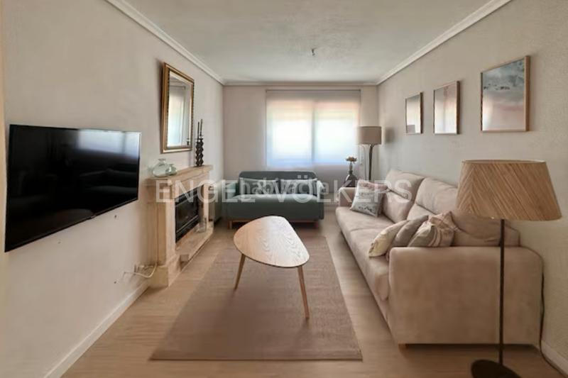 Foto b27f005d-b8ee-4984-a784-497cd15fb8fb. Location maison avec chauffage parking piscine dans Pobla de Vallbona (la)