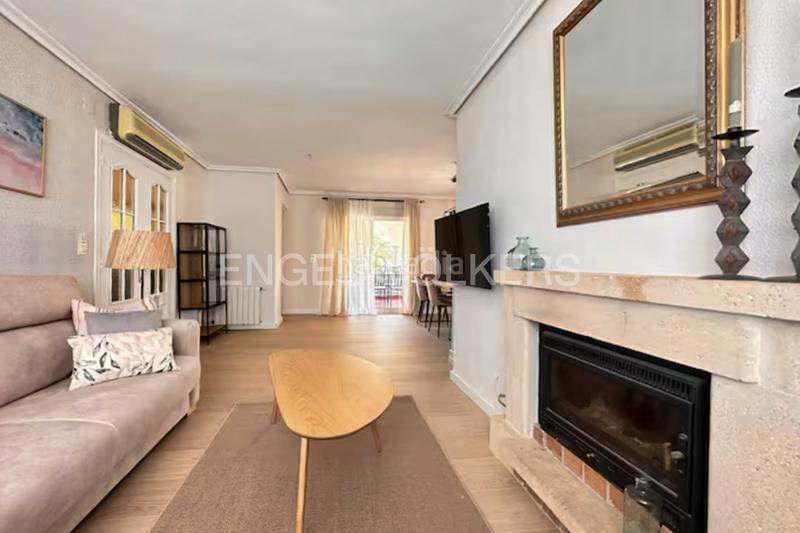 Foto cd957950-cdeb-4202-b298-db79314e54e4. Location maison avec chauffage parking piscine dans Pobla de Vallbona (la)