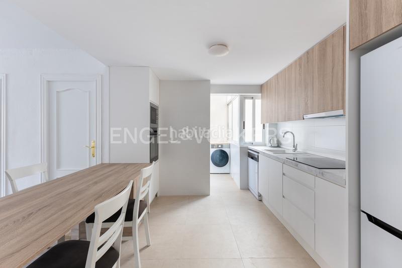 Foto cfd7a93e-4346-4204-bee8-b00fd96633df. Lloguer apartament amb calefacció a Las Islas Sagunt