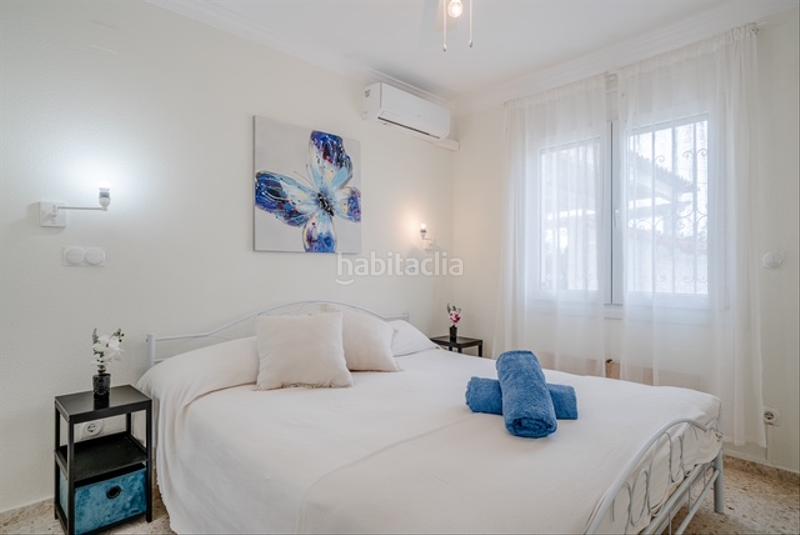 Foto ef10b6bd-c4c8-4348-abb2-9d9f2d9f9e99. Location maison avec chauffage parking piscine dans Dénia