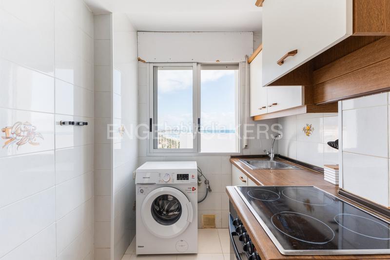 Foto 06985344-defc-4e0f-9188-00d3890e35b1. Àtic amb calefacció aparcament piscina a Playa Norte Peñíscola