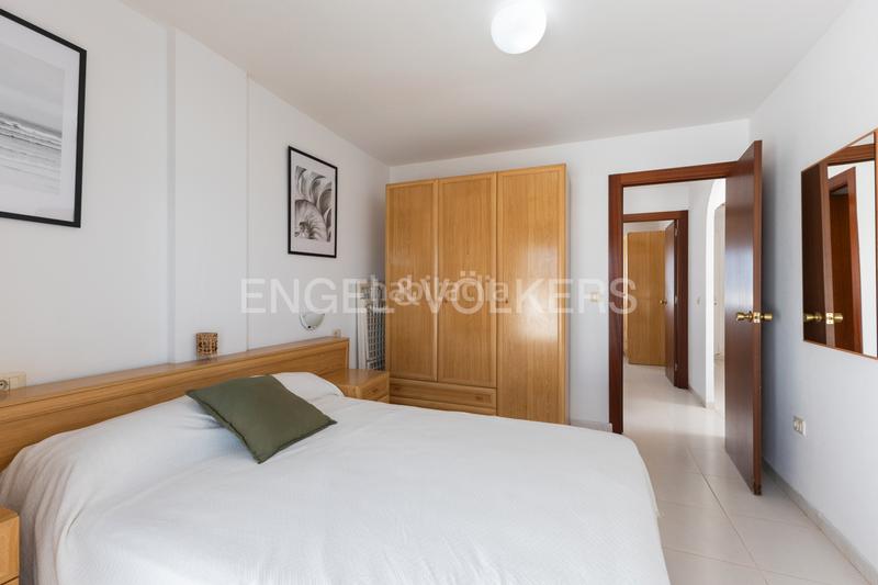 Foto 34e1553b-b0b3-47e8-ae64-402252f804c5. Àtic amb calefacció aparcament piscina a Playa Norte Peñíscola